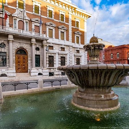 Sweet Life 2 Luxury And Design Apartment Bari Exterior foto